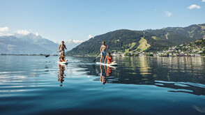 Stand up paddling på Zell-søen © Zell am See-Kaprun Tourismus