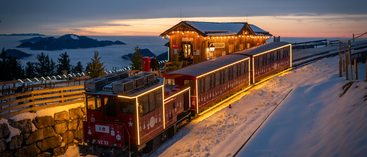 Schafbergbahn (c) SalzkammergutBahn Ursula Bahr Kunstbahr