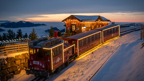 Schafbergbahn (c) SalzkammergutBahn Ursula Bahr Kunstbahr